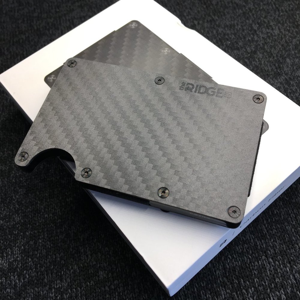 The Ridge Wallet - Carbon Fiber - Cash Strap